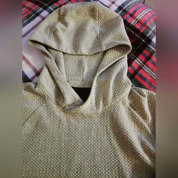 Lululemon At Ease Hoodie - Men's Small Tea Green Hooded Sweater - Picture 10 of 16